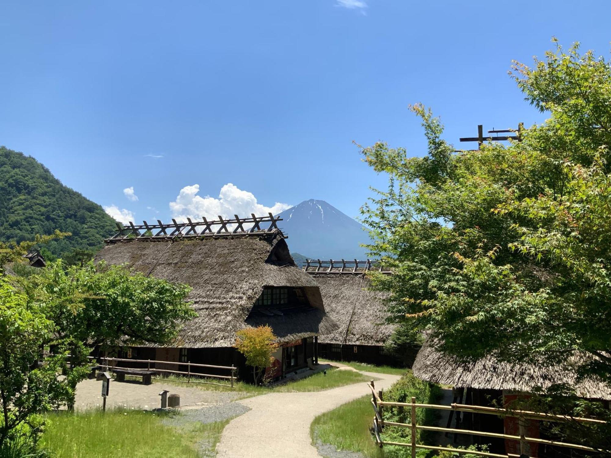 Kakureyado Bed & Breakfast Fujikawaguchiko